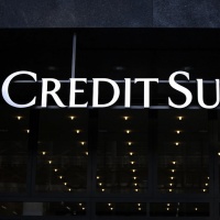 Una discesa senza fine: Credit Suisse verso il -30% in borsa a Zurigo