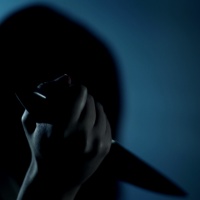 «Gli ha detto: chiudi gli occhi che ti faccio una sorpresa, e l'ha accoltellato»