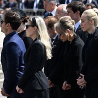 Il testamento di Berlusconi e i 4 miliardi di patrimonio da dividere