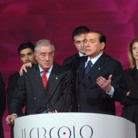 Amici e fedelissimi. I cerchi magici di Silvio Berlusconi