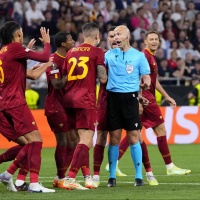 Mou contro Taylor: «Sei una fot**** disgrazia»