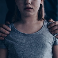 «La verità è che lei ha un problema di pedofilia», condannato un 68enne
