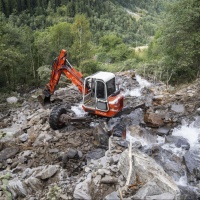 Dal maltempo alla frana: lavori in corso sulla strada bloccata