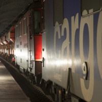Treno merci deraglia nel tunnel del Gottardo