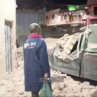 «Terremoto di magnitudo 6.8», oltre 800 i morti ma «il bilancio si aggrava»