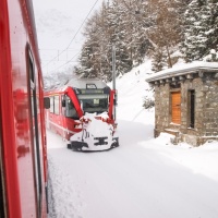 Forti nevicate, interrotto il traffico ferroviario nei Grigioni