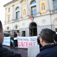 Tassisti indipendenti in protesta a Lugano: «Noi perseguitati dalla polizia»