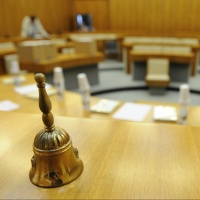 Sparò al figlio con un fucile, al via il processo sul dramma di Agno