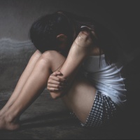 «Disturbato, feroce e razzista. Il padre amorevole è diventato un orco»