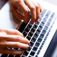 Il gruppo di teenager ticinesi che “cacciano” i pedofili sul web per farli confessare