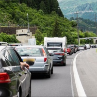 «L'ampliamento delle autostrade? Inutile e dannoso»