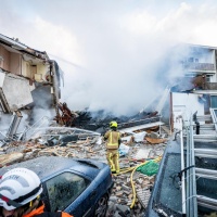 «Ho sentito un bambino urlare». Almeno 20 morti all'Aia