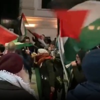 Proteste e tensioni fuori dal LAC, il giorno dopo. Critiche e sdegno della politica