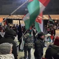 «Vergogna, fascisti, assassini!» La protesta fuori dal LAC