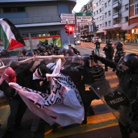 I manifestanti pro-Palestina cercano di raggiungere l'Eurovision, tre poliziotti feriti