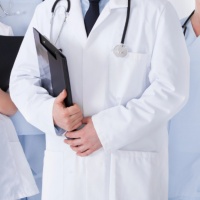 Nessun limite di età per l'esercizio della professione medica