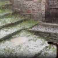 Leventina imbiancata a giugno... dalla grandine