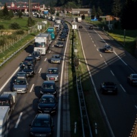 Chi attraversa la Svizzera paga, c'è il primo sì alla tassa
