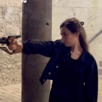 Sparò a un'immagine sacra: Sanija Ameti a processo a gennaio