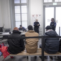Asilanti violenti: «Perché non vengono espulsi?»