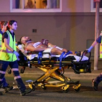 Spari a Bondi Beach, 12 morti. I due aggressori sono stati neutralizzati