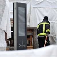 Il proprietario del bar dell'incendio: «Non riusciamo né a dormire né a mangiare»