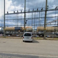 Muore a 14 anni, folgorato su un treno merci