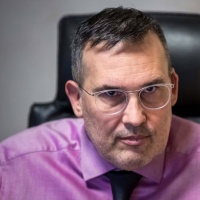 «Personaggio losco e soldi di dubbia provenienza»
