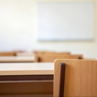 Atti sessuali con alcune minorenni: arrestato docente di scuola media