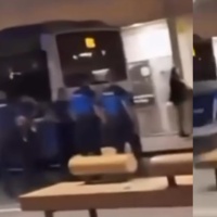 Intervento della polizia alla Pensilina Botta