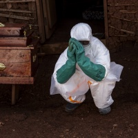 Epidemia di Ebola: la Svizzera stanzia 3 milioni per combatterla