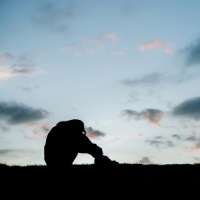 Quel dolore che proviamo quando il mondo che conosciamo si sgretola attorno a noi