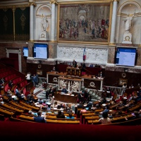 Francia, l'aiuto a morire ora è un diritto