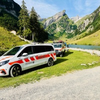 Entra in acqua e non riemerge, si cerca un 19enne