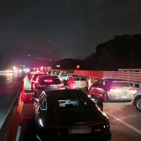 A2 ancora al collasso: «Il Ticino non può essere ostaggio del traffico di transito»
