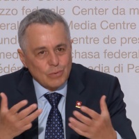 «La Svizzera non ha bisogno di una nuova neutralità, ha bisogno di questa neutralità»