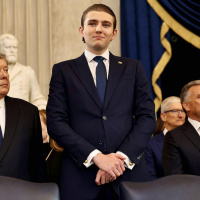 Il figlio di Trump vive da recluso dopo le presunte minacce dell'Iran