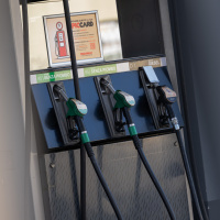 Carenza di benzina e gasolio, si attinge alle scorte obbligatorie