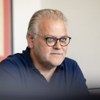 La neutralità non basta scriverla