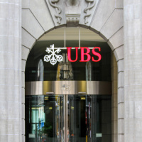 Le voci su Morgan Stanley spingono il titolo UBS