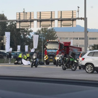 Camion contro moto sulla cantonale
