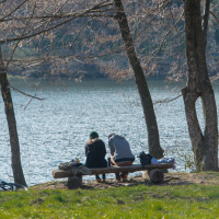 Niente vacanze, ristoranti e sport. Sono i poveri del Ticino