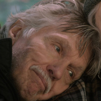 È morto Tom Skerritt