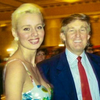 «Trump mi ha aggredita sessualmente»: le accuse dell'ex modella svizzera