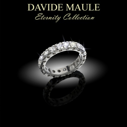 Davide Maule ci presenta l’anello Eternity