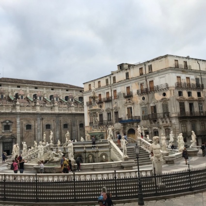 Blog dalla Sicilia: Palermo, nuova luce dopo il buio mafioso