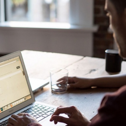 Anche la formazione migra online