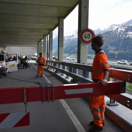 Sul passo si è levata la sbarra