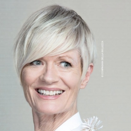 Capelli e tendenze: Natural Woman, la nuova collezione CDB, svela il biondo amico del tuo volto