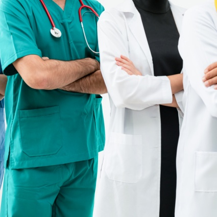 Travolti dagli infermieri. Siamo il cantone con più personale di cura